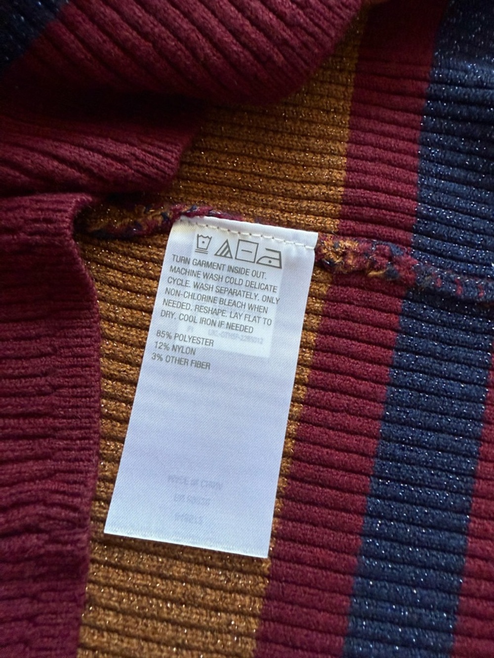 NWT G by Giuliana Berry Knit Maxi Dress with Multicolor Stripe Accents - Picture 6 of 6